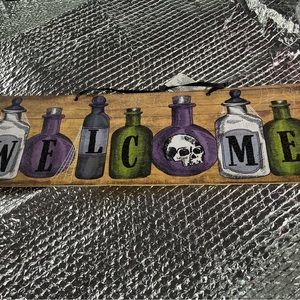 🚨FINAL DROP NWT spooky halloween 🎃 sign door sign hanging sign